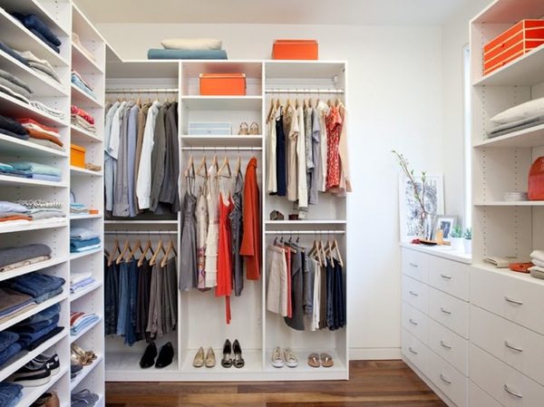 Organize Your closet| BusyWifeBusyLife.com